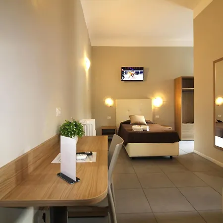 Hotel Golden Milan