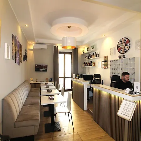 Hotel Golden 3*